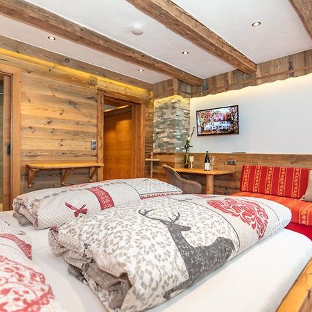 Pension Berghof Maria Alm am Steinernen Meer Exterior foto